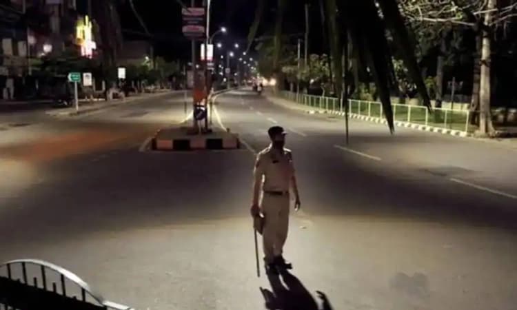 ಒಮಿಕ್ರಾನ್ ಭೀತಿ : ಗುಜರಾತ್ ನ ಎಂಟು ನಗರಗಳಲ್ಲಿ ಡಿ.31 ರ ವರೆಗೆ ನೈಟ್ ಕರ್ಫ್ಯೂ ಮುಂದುವರಿಕೆ