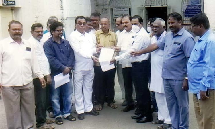 ಬೇಡಿಕೆ ಈಡೇರಿಕೆಗೆ ಸಾರಿಗೆ ನೌಕರರ ಆಗ್ರಹ