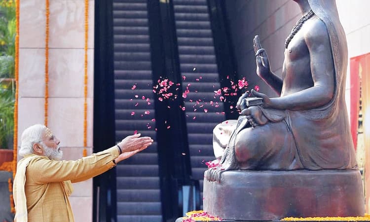 ಪುರಾತನ ಕಾಶಿಗೆ ನವೀನ ಮನೋಹರ ರೂಪ…ಹಳೆಯ ಸ್ಥಿತಿ ಹೇಗಿತ್ತು