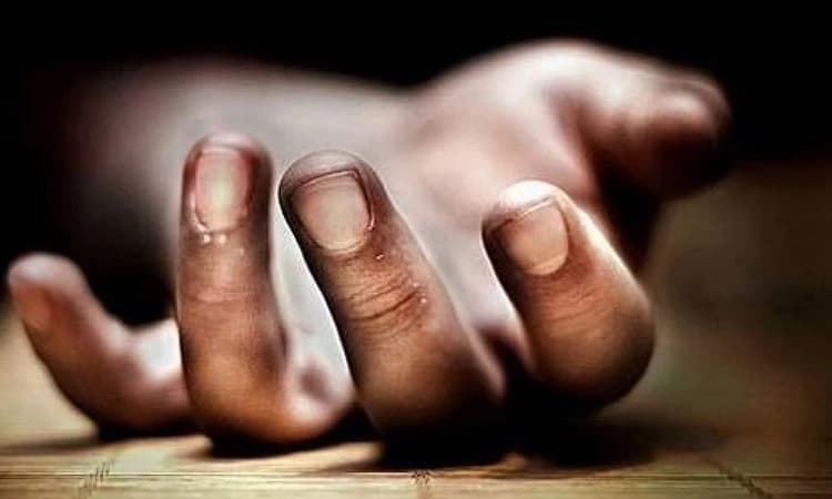 ವೃದ್ಧನ ಛಿದ್ರಗೊಂಡ ದೇಹದೊಂದಿಗೆ ಗಾಢ ನಿದ್ದೆಗೆ ಜಾರಿದ ಮಹಿಳೆ