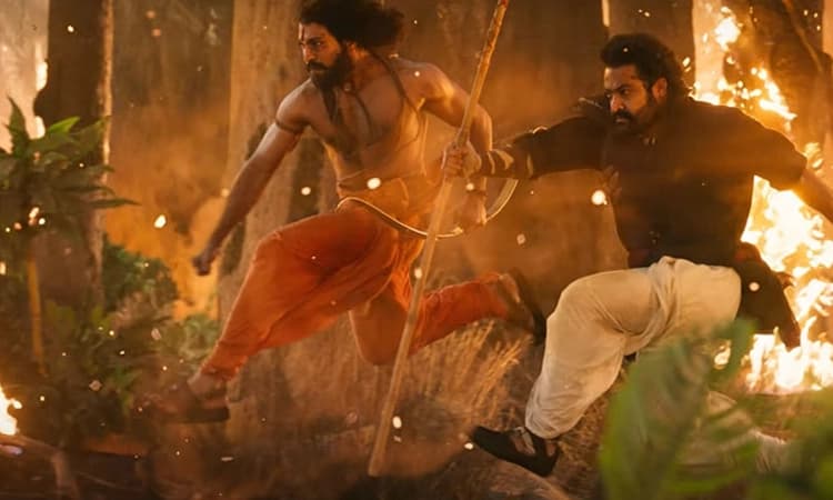 ಆರ್ ಆರ್ ಆರ್ ಟ್ರೈಲರ್ ನಲ್ಲಿ ಅಬ್ಬರಿಸಿದ ಜ್ಯೂ.ಎನ್ ಟಿಆರ್, ರಾಮ್ ಚರಣ್: ಇಲ್ಲಿದೆ ವಿಡಿಯೋ