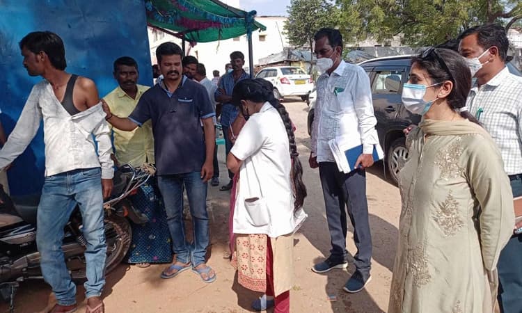 ಅರಕೇರಾ ಕೆ. ಗ್ರಾಮಕ್ಕೆ ಜಿಪಂ ಸಿಇಒ ಭೇಟಿ