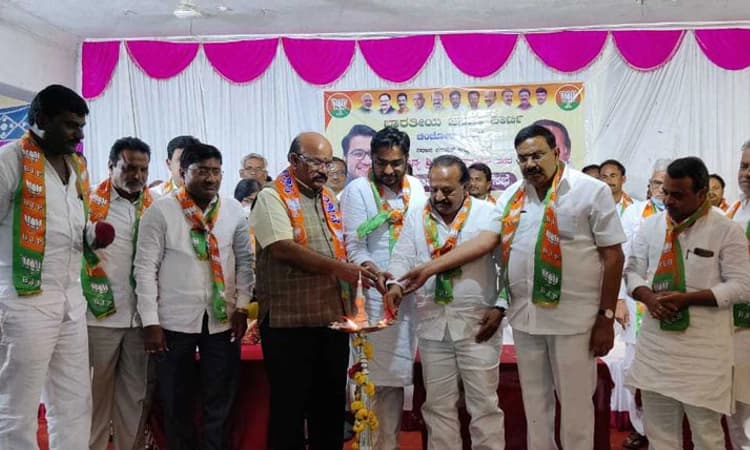 ಬಂಜಾರಾ ಸಮುದಾಯಕ್ಕೆ ತಪ್ಪು ಸಂದೇಶ ರವಾನೆ: ಜಾಧವ