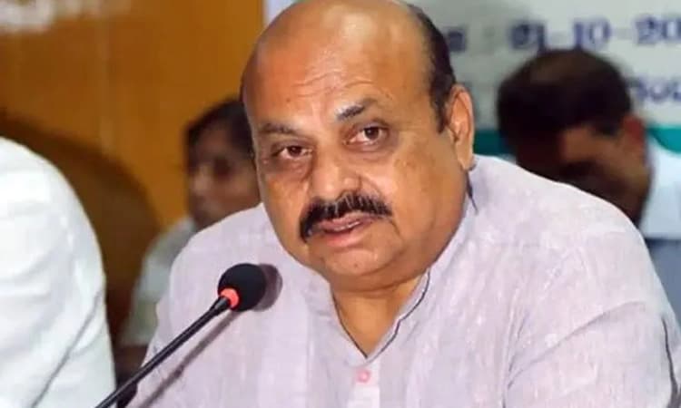 ಗಾಂಧೀಜಿ ಆಶಯದಂತೆ ಜನರೇ ಕಾಂಗ್ರೆಸ್ ವಿಸರ್ಜನೆ ಮಾಡಲು ಸಿದ್ಧರಾಗಿದ್ದಾರೆ: ಸಿಎಂ