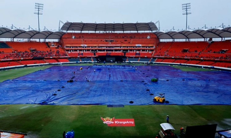 IPL ಭಾರಿ ಮಳೆಯಿಂದ ಪಂದ್ಯ ರದ್ದು; ಹೈದರಾಬಾದ್ ಪ್ಲೇ ಆಫ್ ಗೆ ಪ್ರವೇಶ