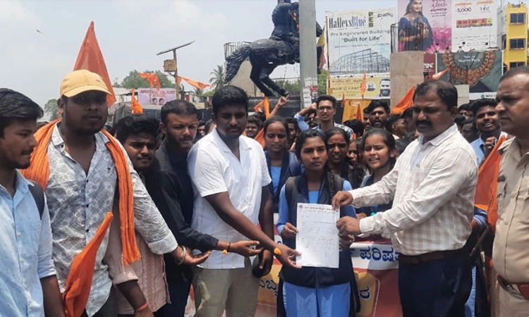 Anjali Ambigera case: ಹುಬ್ಬಳ್ಳಿಯಲ್ಲಿ ಎಬಿವಿಪಿ ಪ್ರತಿಭಟನೆ