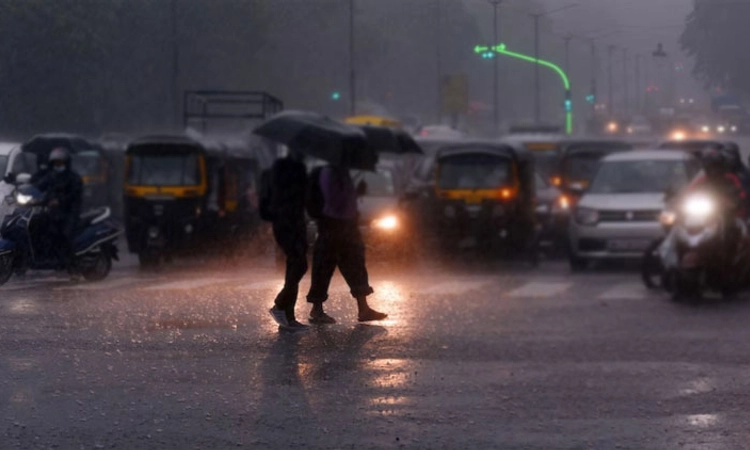 Rain 4 ದಿನ ಎಲ್ಲೋ ಅಲರ್ಟ್‌; ಸಿಡಿಲಿನಿಂದ ಕೂಡಿದ ಮಳೆ ಸಾಧ್ಯತೆ