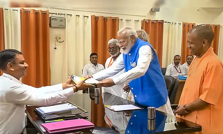 Lok Sabha Election: ಗಂಗಾ ಪೂಜೆಯ ಬಳಿಕ ವಾರಣಾಸಿಯಲ್ಲಿ ನಾಮಪತ್ರ ಸಲ್ಲಿಸಿದ ಪ್ರಧಾನಿ ಮೋದಿ