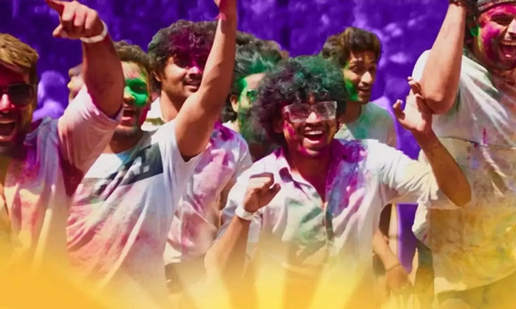 Kannada Cinema; ಟೀಸರ್ ನಲ್ಲಿ ‘ಬ್ಯಾಕ್ ಬೆಂಚರ್ಸ್’ ನಗೆ ಹಬ್ಬ