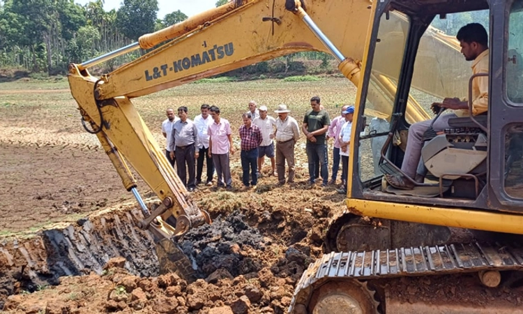 Sirsi: ಕೆರೆ ಅಭಿವೃದ್ದಿ ಮಾಡಿದರೆ ಮಾತ್ರ ಜಲ ಸಂರಕ್ಷಣೆ ಸಾಧ್ಯ… :ಶ್ರೀನಿವಾಸ ಹೆಬ್ಬಾರ್