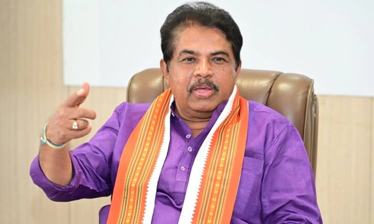 R. Ashok ವಯಸ್ಸಿನ ಆಧಾರದಲ್ಲಿ ಟಿಕೆಟ್‌ ನೀಡುವ ನಿರ್ಧಾರ ಆಗಿಲ್ಲ