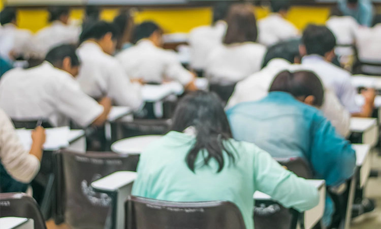 Exam ಕಾಮೆಡ್‌-ಕೆ ಪರೀಕ್ಷೆಗೆ ಶೇ.88 ಹಾಜರಿ: ಇಬ್ಬರು ಅಮಾನತು