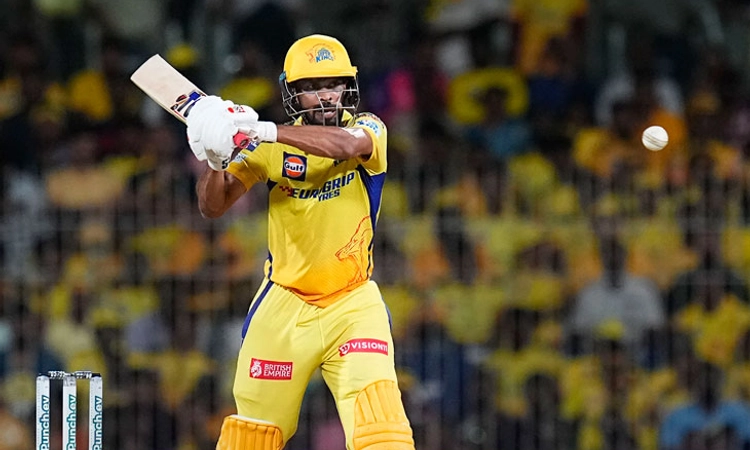 IPL ಸೀಸನ್‌ನಲ್ಲಿ ಸಾವಿರ ಸಿಕ್ಸರ್‌ಗಳ ಹ್ಯಾಟ್ರಿಕ್‌