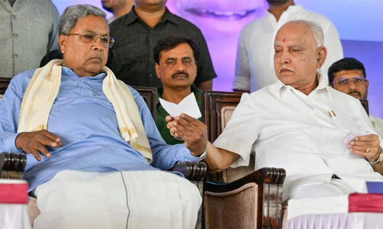 ಸಿಎಂಗೆ ಚೀಟಿ ಕೊಟ್ಟ ಮಾಜಿ ಸಿಎಂ ಬಿ.ಎಸ್‌.ಯಡಿಯೂರಪ್ಪ