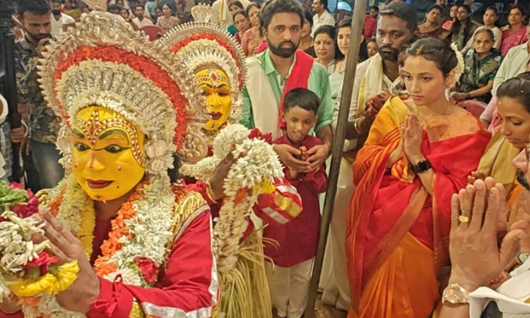 Mangaluru: ನೇಮೋತ್ಸವದಲ್ಲಿ ಭಾಗಿಯಾಗಿ ಹರಕೆ ಸಲ್ಲಿಸಿದ ʼಕೆಜಿಎಫ್ʼ ನಟಿ ಶ್ರೀನಿಧಿ