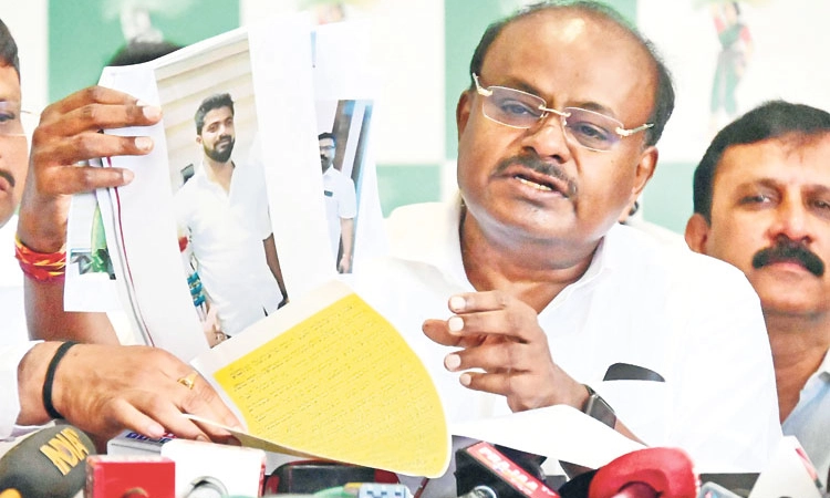 Prajwal Revanna Case 25 ಸಾವಿರ ಪೆನ್‌ಡ್ರೈವ್‌, ಡಿಕೆಶಿ ರೂವಾರಿ: ಎಚ್‌ಡಿಕೆ