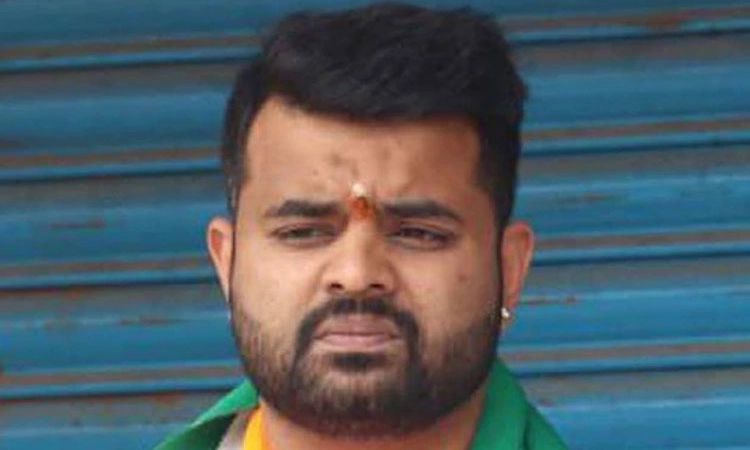 Prajwal ಪತ್ತೆಗೆ ಎಸ್‌ಐಟಿ ತಂಡ ವಿದೇಶಕ್ಕೆ ಯಾನ?8 ಅಧಿಕಾರಿಗಳ ತಂಡ ಪ್ರಯಾಣ ಸಾಧ್ಯತೆ