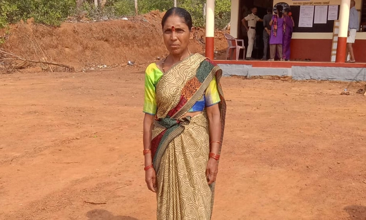 Thirthahalli: ಪತಿ ಮರಣಹೊಂದಿದರೂ ಗಂಡನ ನೆಮ್ಮದಿಗಾಗಿ ಮತದಾನ ಮಾಡಿದ ಪತ್ನಿ…