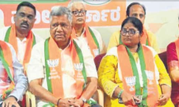 ಬೆಳಗಾವಿ-ಸೋಲಿನ ಭಯದಿಂದ ಕಾಂಗ್ರೆಸ್‌ ಹತಾಶ: ಜಗದೀಶ ಶೆಟ್ಟರ