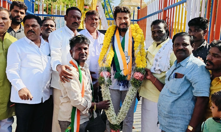 ಸಂವಿಧಾನ ಬದಲಿಸುವ BJPಗೆ ಬುದ್ಧಿ ಕಲಿಸಲು Congress ಪಕ್ಷ ಗೆಲ್ಲಬೇಕು: ದರ್ಶನ್ ಧ್ರುವನಾರಾಯಣ