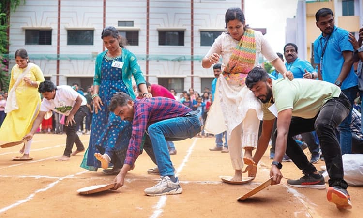 Kundapura Kannada: ಅಬ್ಬಿ ಭಾಷಿ ಜೇನು ತುಪ್ಪದಷ್ಟ್ ಸಿಹಿ&#8230;