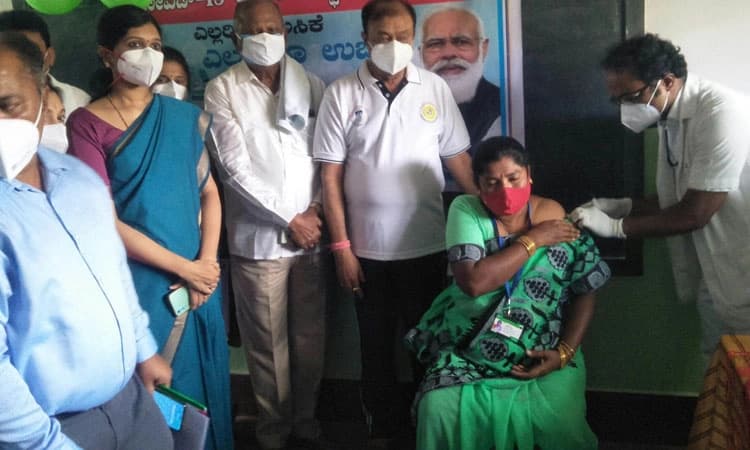 ಪ್ರತಿಯೊಬ್ಬರಿಗೂ ಲಸಿಕೆ ನೀಡಲು ಯೋಜನೆ