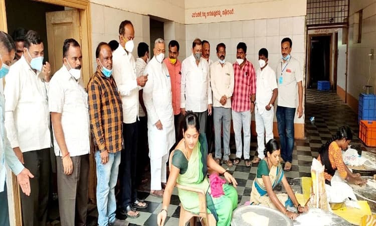 ಸಿರಿಗೆರೆ ಮಠದ ಸೇವೆ ಸ್ತುತ್ಯರ್ಹ