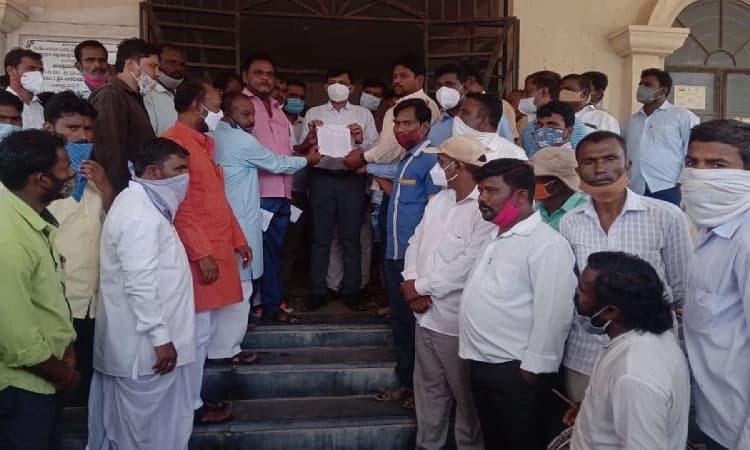 ದಲಿತರು-ಸವರ್ಣಿಯರ ಆರೋಪ-ಪ್ರತ್ಯಾರೋಪ