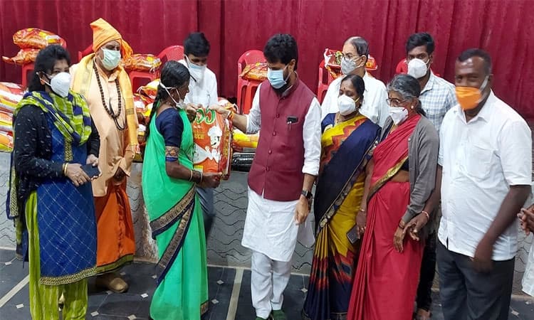 ಕೊರೊನಾದಿಂದ ಜನತೆ ರಕ್ಷಿಸಲು ಯತ್ನ