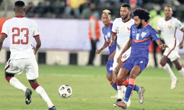 ಅರ್ಹತಾ ಫುಟ್ಬಾಲ್‌: ಬಲಿಷ್ಠ ಕತಾರ್‌ ವಿರುದ್ಧ ಎಡವಿದ ಭಾರತ