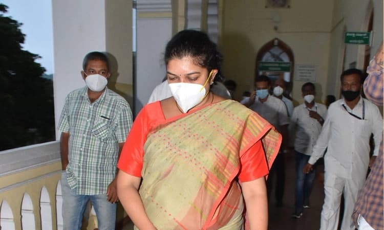 ನಿರಂತರ ಕಿರುಕುಳ, ಟೀಕೆ, ಅಪಮಾನ, ನೋಟಿಸ್‌