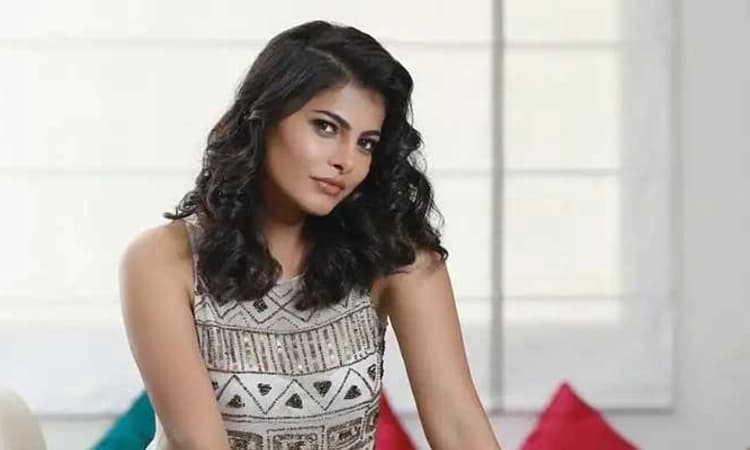 ಕ್ರೇಜಿ ಟೀಸರ್‌ ನಲ್ಲಿ ಗ್ಲಾಮರಸ್‌ ಪಾವನಾ