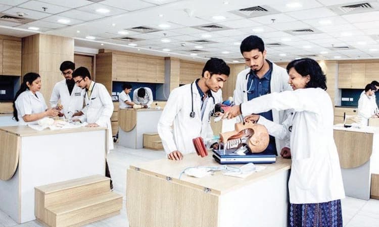 ಹೊರಳು ಹಾದಿಯಲ್ಲಿದೆ ದೇಶದ ಆರೋಗ್ಯ ವ್ಯವಸ್ಥೆ