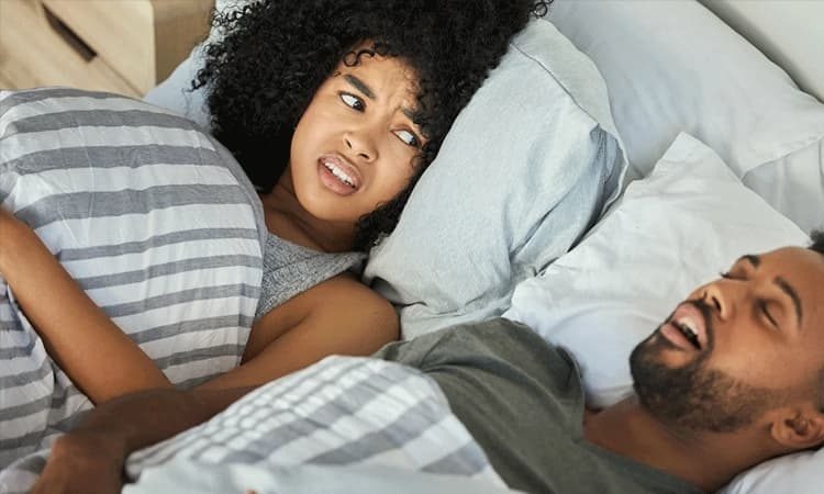 ಗೊರಕೆ ಸಮಸ್ಯೆಗೆ ಇಲ್ಲಿದೆ ಸರಳ ಪರಿಹಾರ