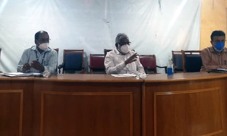 ಖಾಸಗಿ ವೈದ್ಯರು ಕೋವಿಡ್‌ ಲಕ್ಷಣಗಳಿಗೆ ಚಿಕಿತ್ಸೆ ನೀಡಬೇಡಿ