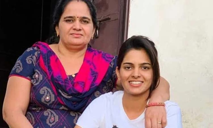 ಭಾರತದ ವನಿತಾ ಕ್ರಿಕೆಟ್ ಆಟಗಾರ್ತಿ ಪ್ರಿಯಾ ಪೂನಿಯಾ ತಾಯಿ ಕೋವಿಡ್ ಗೆ ಬಲಿ!