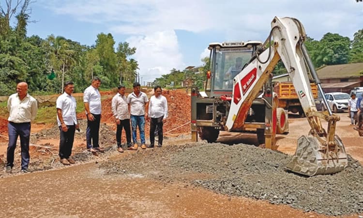 Punjalkatte-Charmadi ರಾ. ಹೆದ್ದಾರಿ: ಮರು ಕಾಮಗಾರಿಗೆ ಸಂಸದ ಕ್ಯಾ| ಬ್ರಿಜೇಶ್‌ ಚೌಟ ಚಾಲನೆ