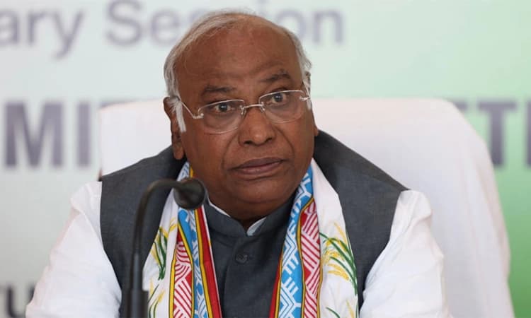 Mallikarjuna Kharge; ಕೆನೆಪದರ ಮೂಲಕ ಎಸ್ಸಿ, ಎಸ್ಟಿಗಳಿಗೆ ಮೀಸಲು ನಿರಾಕರಣೆ ಸಲ್ಲ