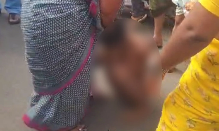 Vijayapura; ಮಂಗಳಮುಖಿಯರಿಂದಲೇ ಮಂಗಳಮುಖಿಯ ವಿವಸ್ತ್ರಗೊಳಿಸಿ ಹಲ್ಲೆ