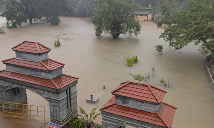 Kodagu: ಮತ್ತೆ ವರುಣಾರ್ಭಟ, ಹಾನಿ, ಭಾಗ ಮಂಡಲದ ತ್ರಿವೇಣಿ ಸಂಗಮದಲ್ಲಿ ಪ್ರವಾಹ