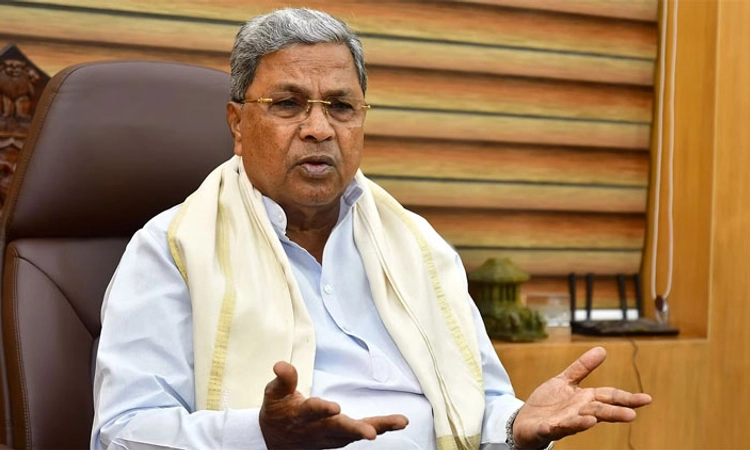 H.D. Devegowda ಕುಟುಂಬಕ್ಕೆ ಎಷ್ಟು ಸೈಟ್‌ ಹೋಗಿದೆ ಗೊತ್ತಾ?: ಸಿದ್ದರಾಮಯ್ಯ