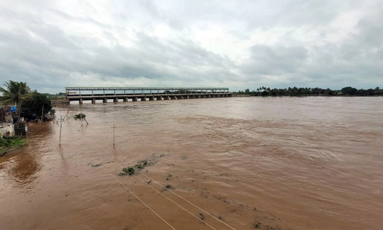 Flood ಭೀತಿ ಹುಟ್ಟಿಸಿದ ಕೃಷ್ಣೆ…..!ಎರಡು ದಶಕಗಳು ಕಳೆದರೂ ಸಿಗದ ಪುನರ್ವಸತಿ