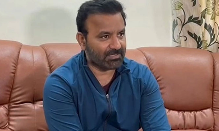 Hubli; ಮುಡಾ ಹಗರಣದಲ್ಲಿ ತಮ್ಮ ಪಾತ್ರ ಒಪ್ಪಿಕೊಂಡು ಬಿಜೆಪಿ ಪಾದಯಾತ್ರೆ ಮಾಡಲಿ: ಸಂತೋಷ್ ಲಾಡ್