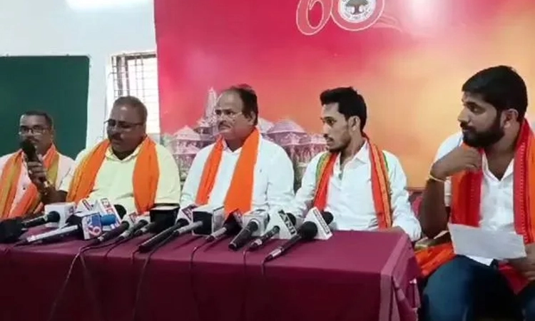 Mangaluru: ತಿಂಗಳೊಳಗೆ ಗೋಹತ್ಯೆ ತಡೆಯದಿದ್ದರೆ ಪ್ರತಿಭಟನೆ