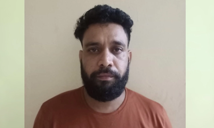 Hubballi: ಪೊಲೀಸರ ಮೇಲೆ ಹಲ್ಲೆ ನಡೆಸಿ ಪರಾರಿಗೆ ಯತ್ನ… ಆರೋಪಿ ಕಾಲಿಗೆ ಗುಂಡೇಟು