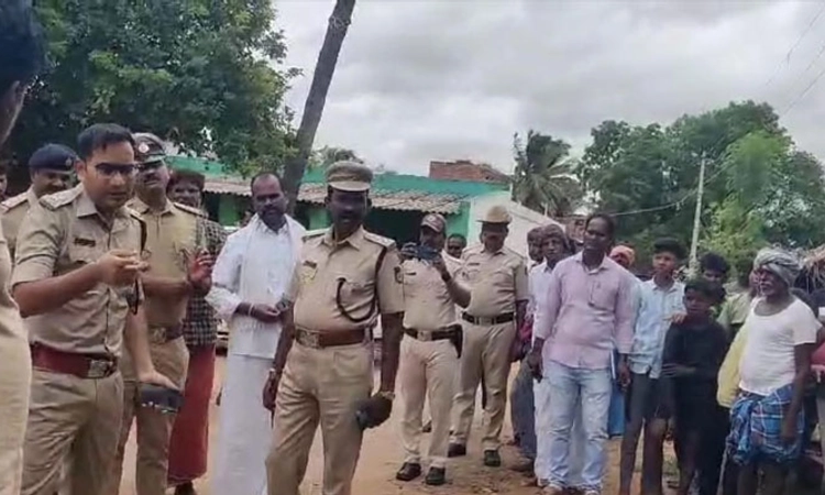 Nayakanahatti; ಪೊಲೀಸರ ಮೇಲೆ ಕಲ್ಲು ತೂರಾಟ ನಡೆಸಿದ ಕಳ್ಳರ ಗ್ಯಾಂಗ್