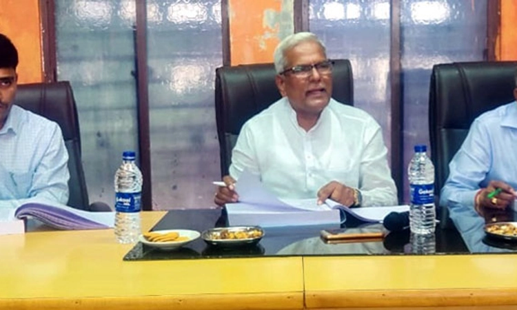 Government Doctor: ಆಸ್ಪತ್ರೆಯಲ್ಲಿ ರಾಜಕೀಯ ಮಾಡುವುದಾದ್ರೆ ಸರ್ಕಾರಿ ನೌಕರಿ ತ್ಯಜಿಸಿ