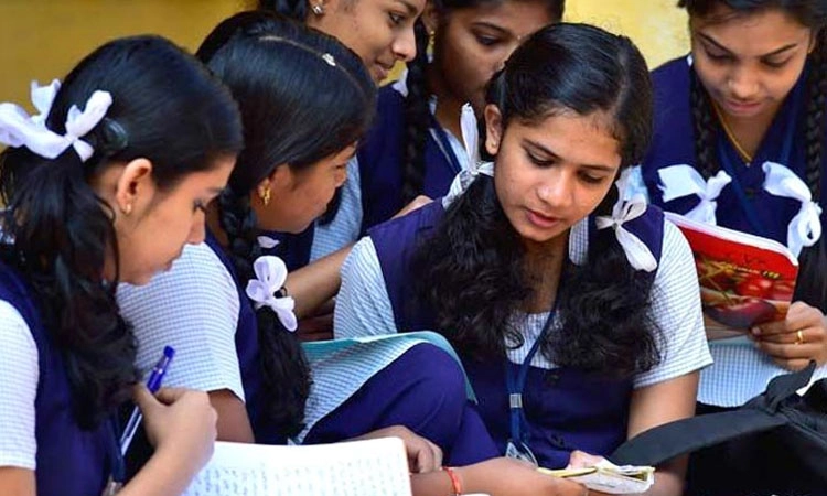 SSLC Exams: ಎಸೆಸೆಲ್ಸಿ ಮಕ್ಕಳ ಮನೆ ಮನೆಗೆ ಬರ್ತಾರೆ ಶಿಕ್ಷಕರು!