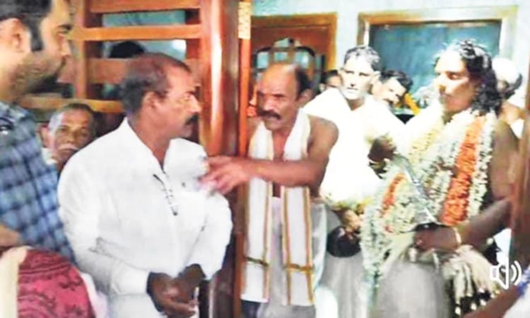 Udupi ಕಂಗಣಬೆಟ್ಟು ಅಣ್ಣಪ್ಪ ಪಂಜುರ್ಲಿ ಮೊರೆ ಹೋದ ಪಾಕ್‌ ಮೂಲದ ಕುಟುಂಬ