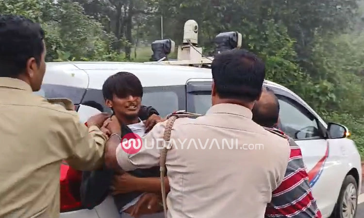 Kottigehara: ಪಾನಮತ್ತ ಪ್ರವಾಸಿಗರ ಹುಚ್ಚಾಟ, ಸ್ಥಳೀಯರ ಮೇಲೆ ಹಲ್ಲೆ